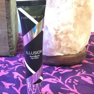 Illusion Insta-Match Lip Gloss